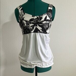 Lululemon Athletica Black and White Fitted Ruched Tank Top